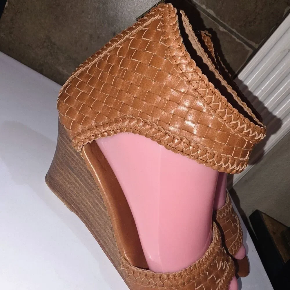 ELF ATHENA Sz 7 NWOT Hand Made Tan Basket Weave Leather Open Toe Wedge Sandals